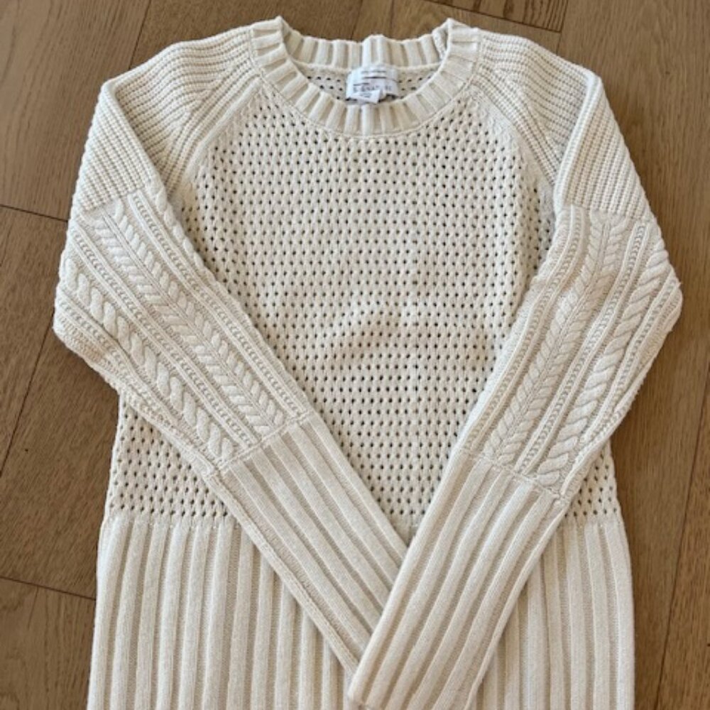 Woman's Nordstrom 100% Cashmere Sweater - Cream color  size M